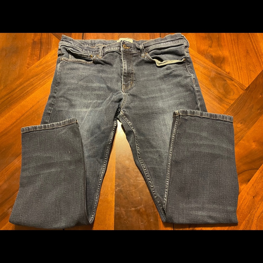 Jos A Bank 1905 Men’s 40x30 Tailored Fit Jeans